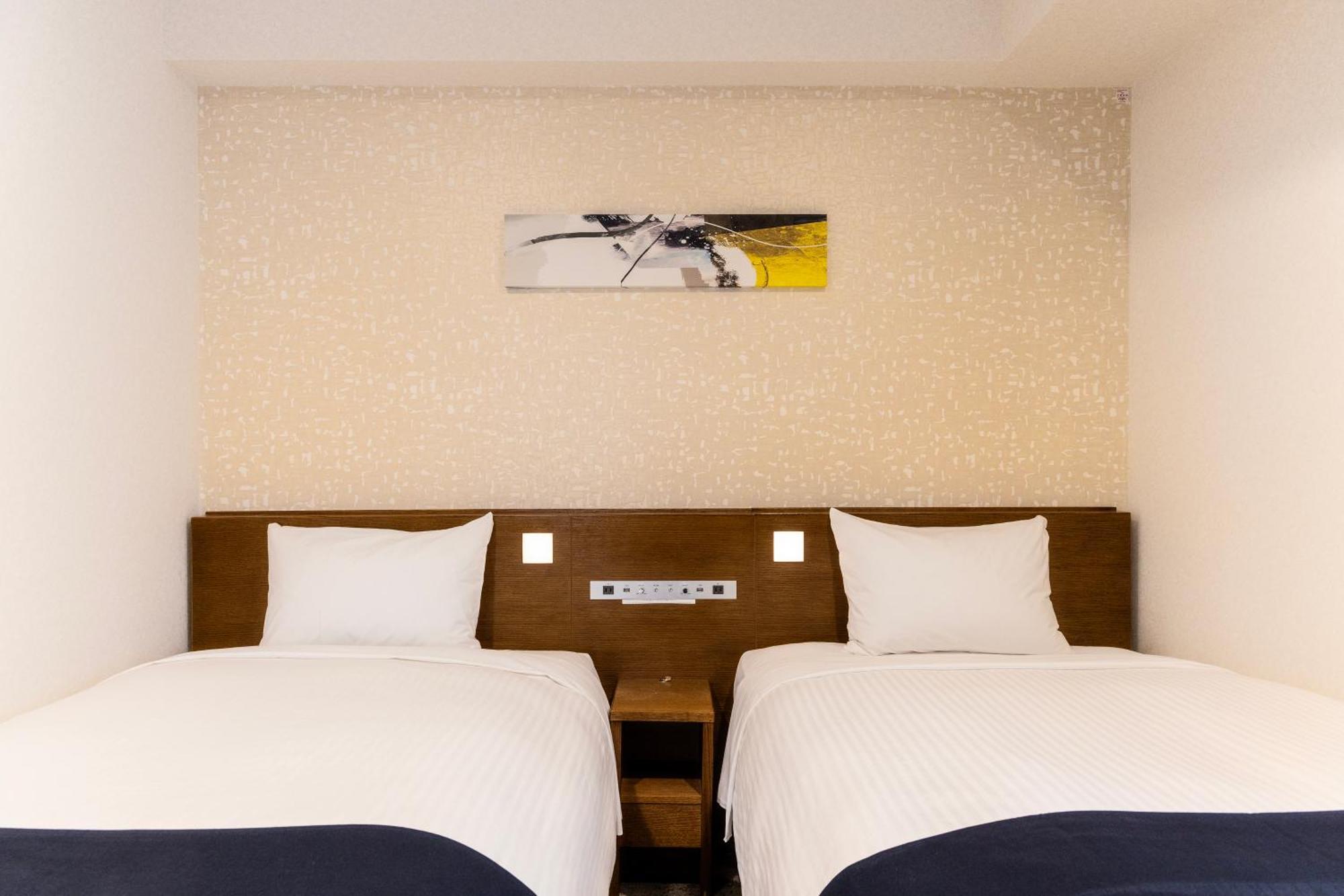 Twin Room Non-Smoking Renewal Floor
