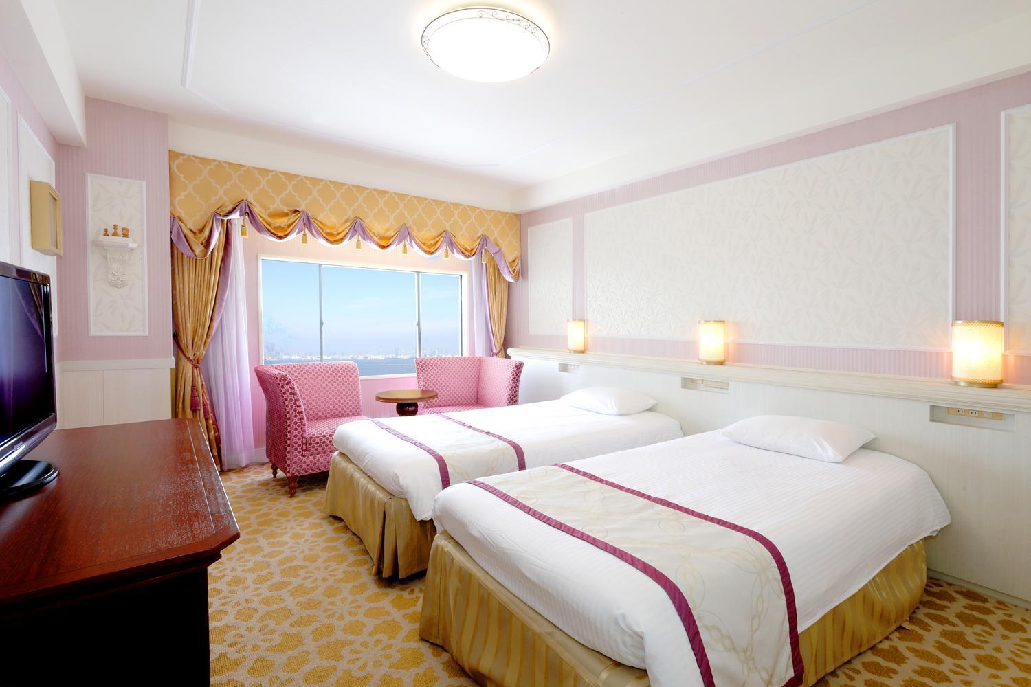 Moderate Room 3rd 6th Floor Non-Smoking