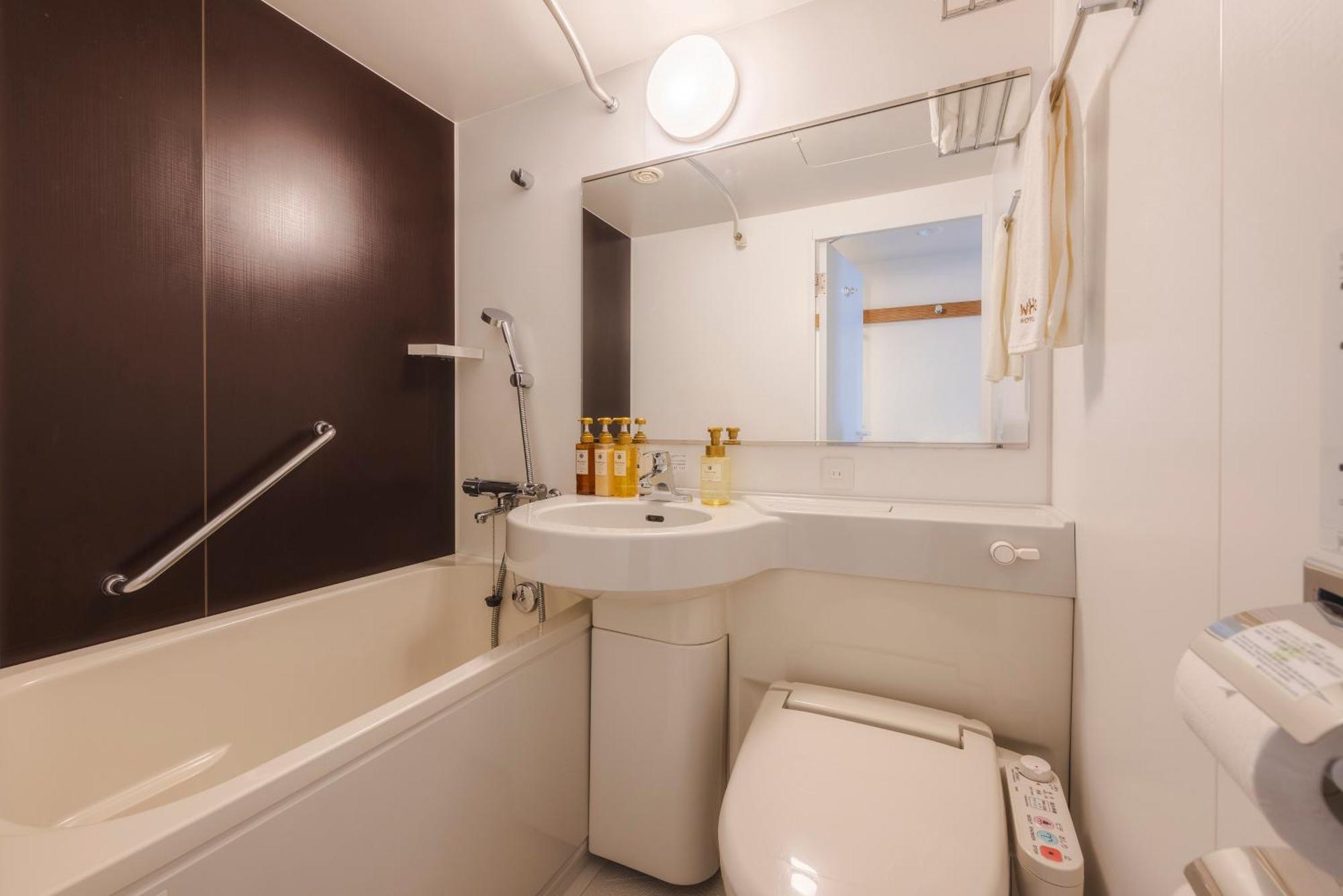Economy Double Room Non-Smoking Renewal Floor