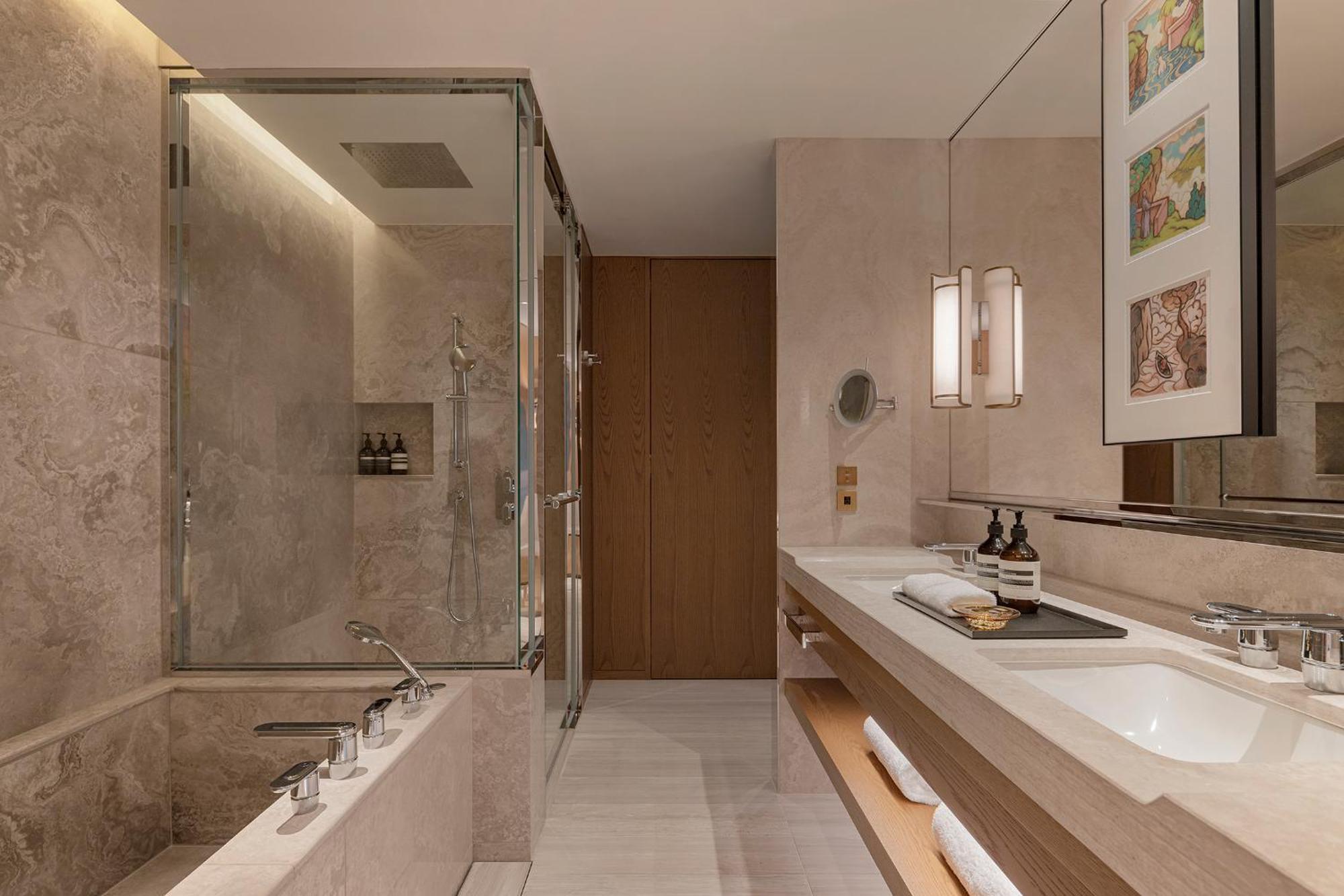 Chambre Lit King-Size - Vue sur Ville