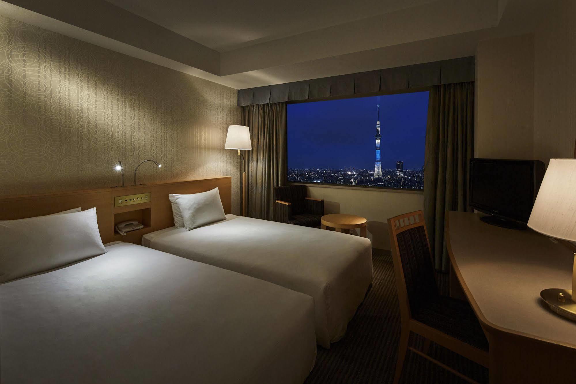 Economy Twin Room - Non-Smoking - No Tower View
