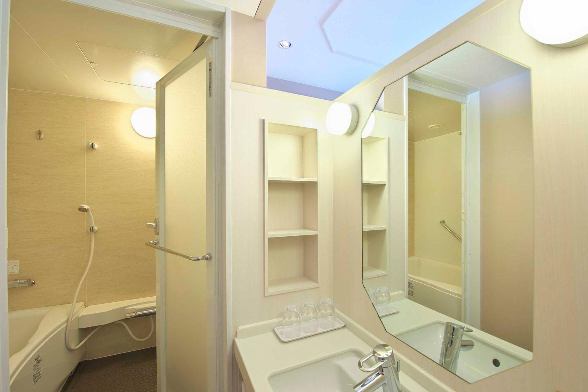 Moderate Room 3rd 6th Floor Non-Smoking